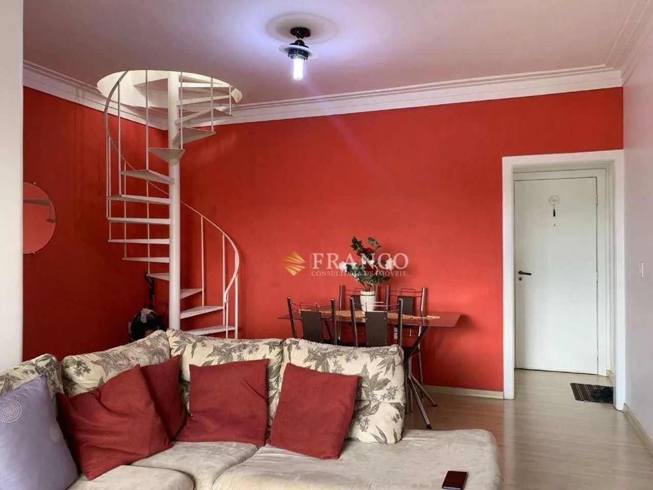 Cobertura com 2 dormitórios para alugar, 177 m² - Edifício Vitória Régia - Taubaté/SP