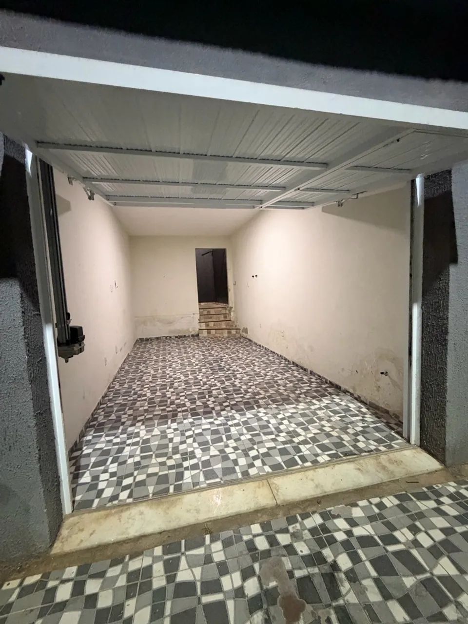 Aluga-se apartamento com garagem no centro de Lagarto - Foto 2