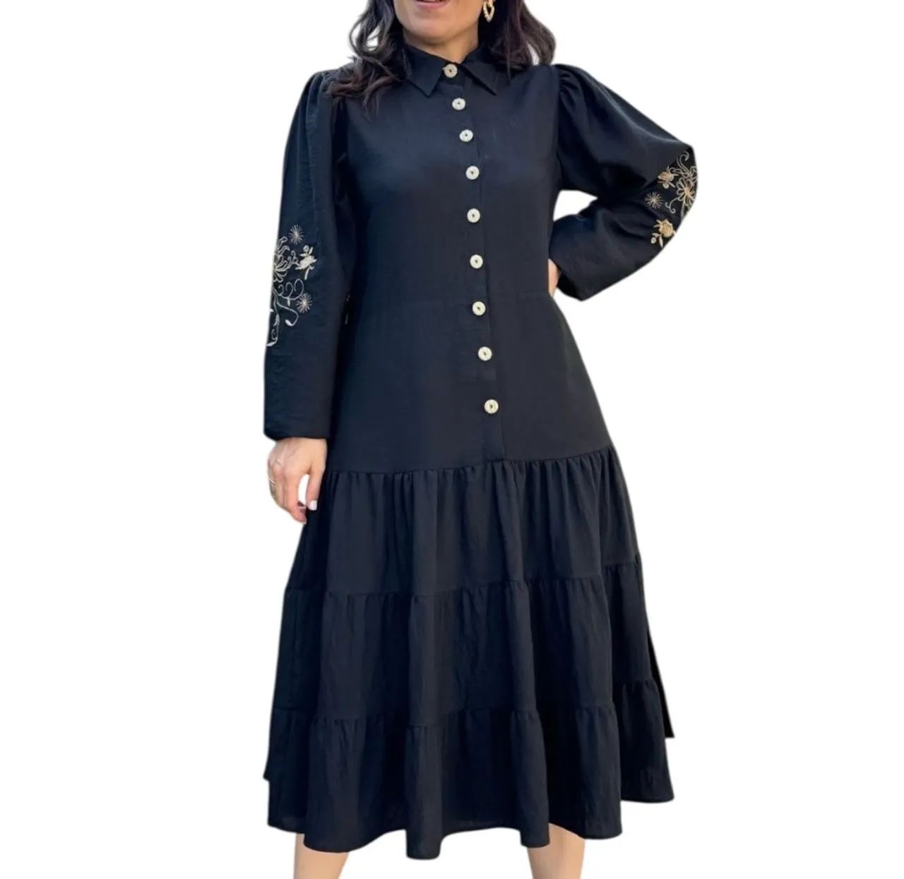 Vestido preto bordado nunca usado  - Foto 3