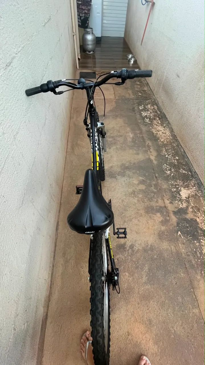 Bicicleta aro 26 Caloi - Foto 4