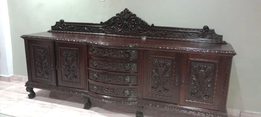Buffet pata de Leão antiguidade com mais de cem anos, em excelente estado  - Foto 5