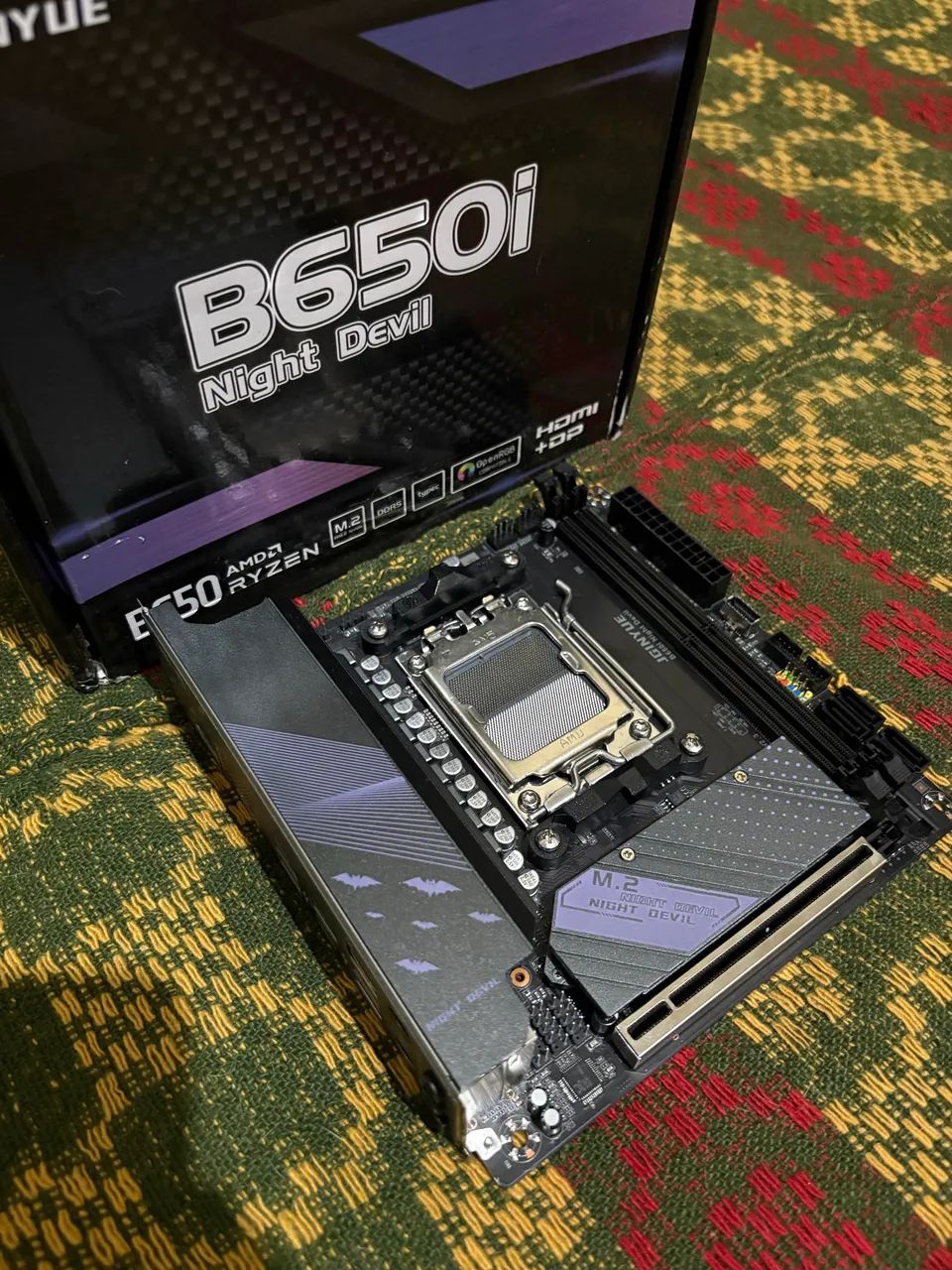 Placa mãe B650 Mini itx Night Devil AM5 DDR5