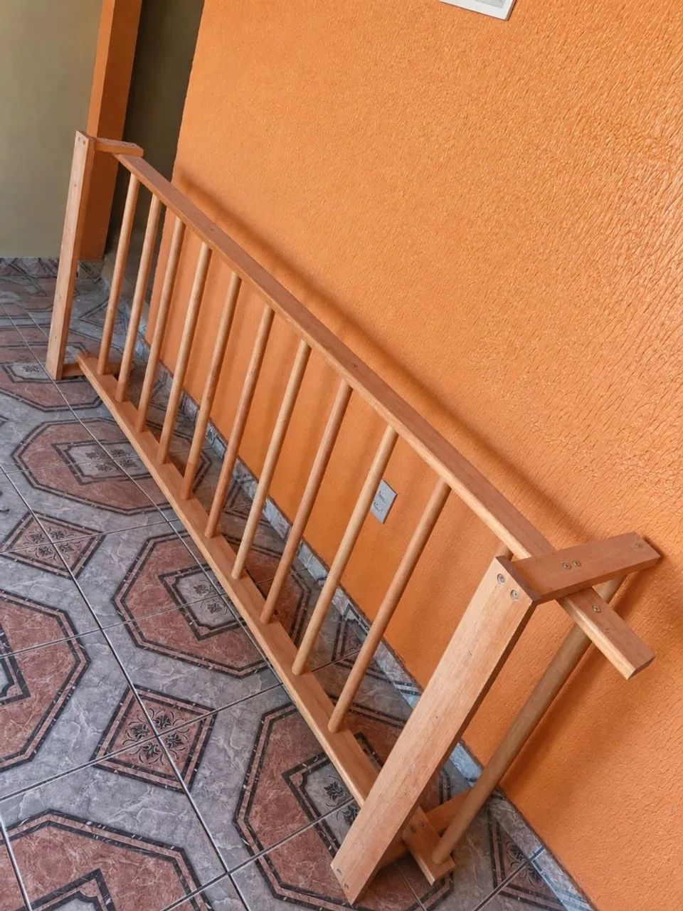 Vendo espaldar de madeira 