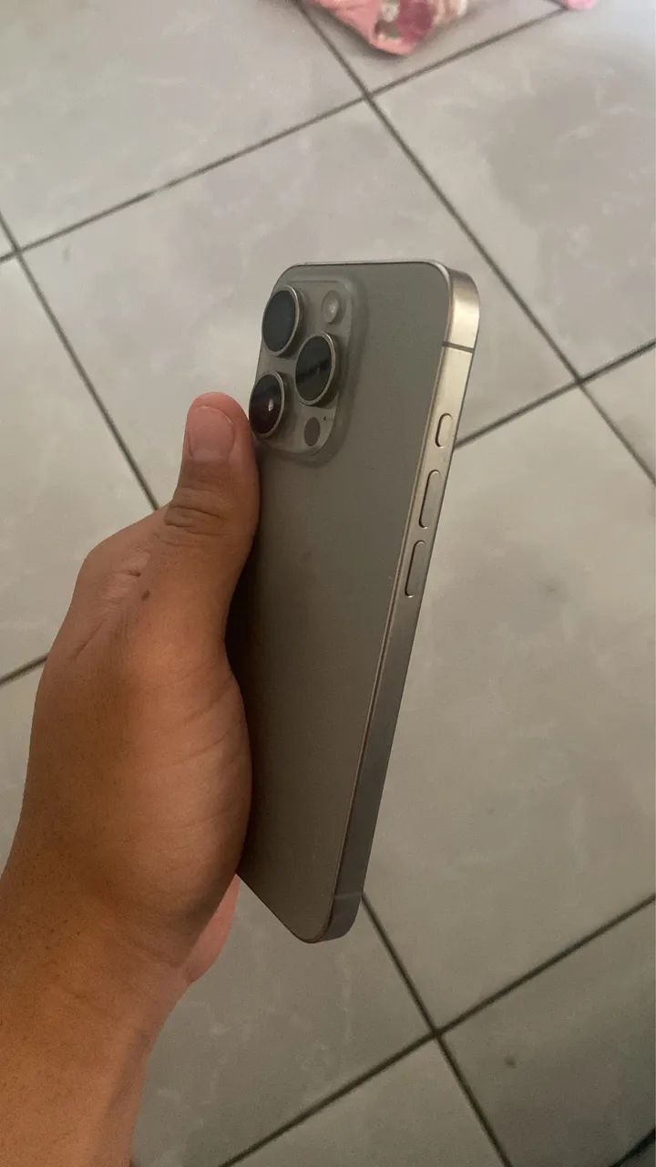 Vendo Iphone 15 Pro 128gb - Foto 3