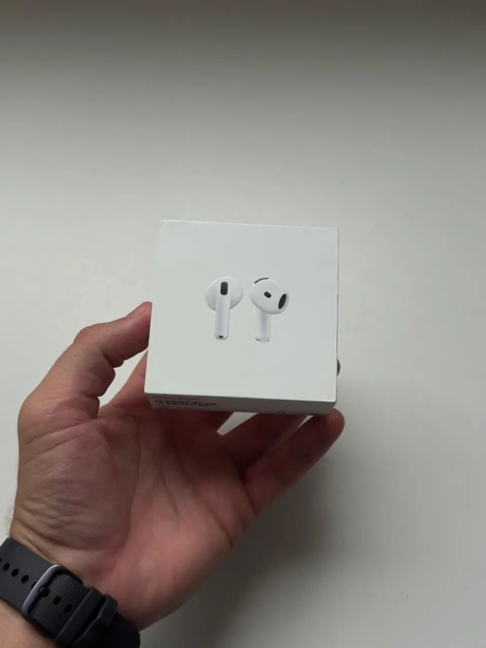 AirPods 4 sem cancelamento de ruído, novo/lacrado (garantia e
