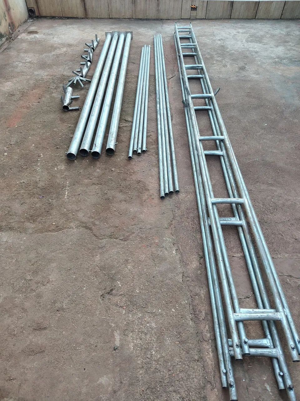 Tenda 5x5 estrutura de ferro - Foto 4