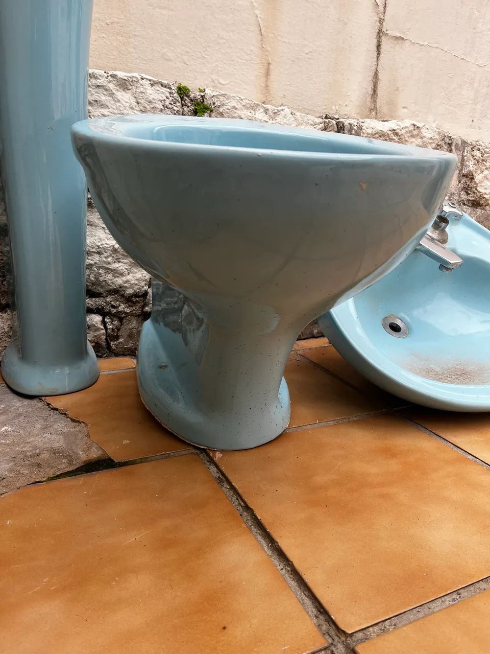 Desapego - Pia e vaso sanitário Celite Anos 80 - Foto 5