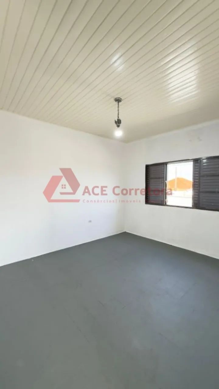 Casa com Excelente Espaço Externo - Foto 4