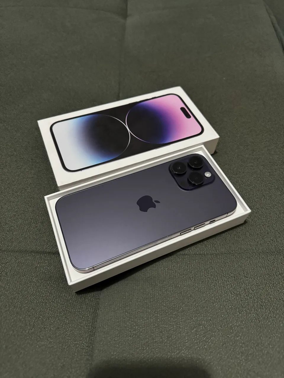 IPhone 14 Pro Max roxo 256gb! Aceito trocas e cartão.