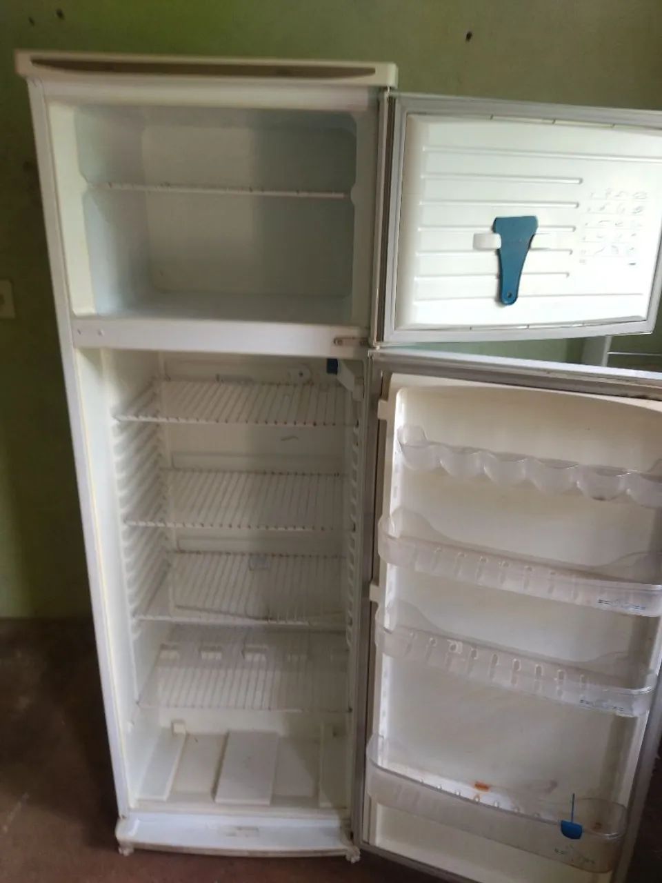 Vende-se pra queimar logo R$ 1.500  - Foto 4