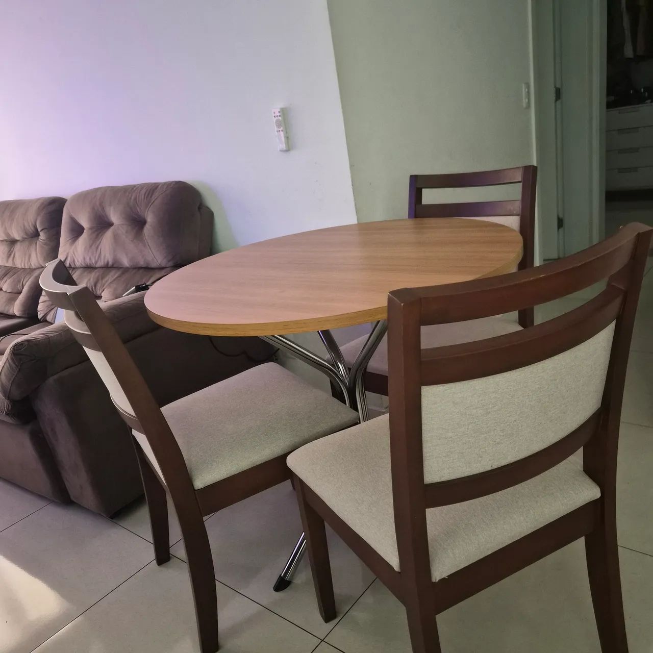 Mesa de Jantar à Venda(negociável) - Foto 3