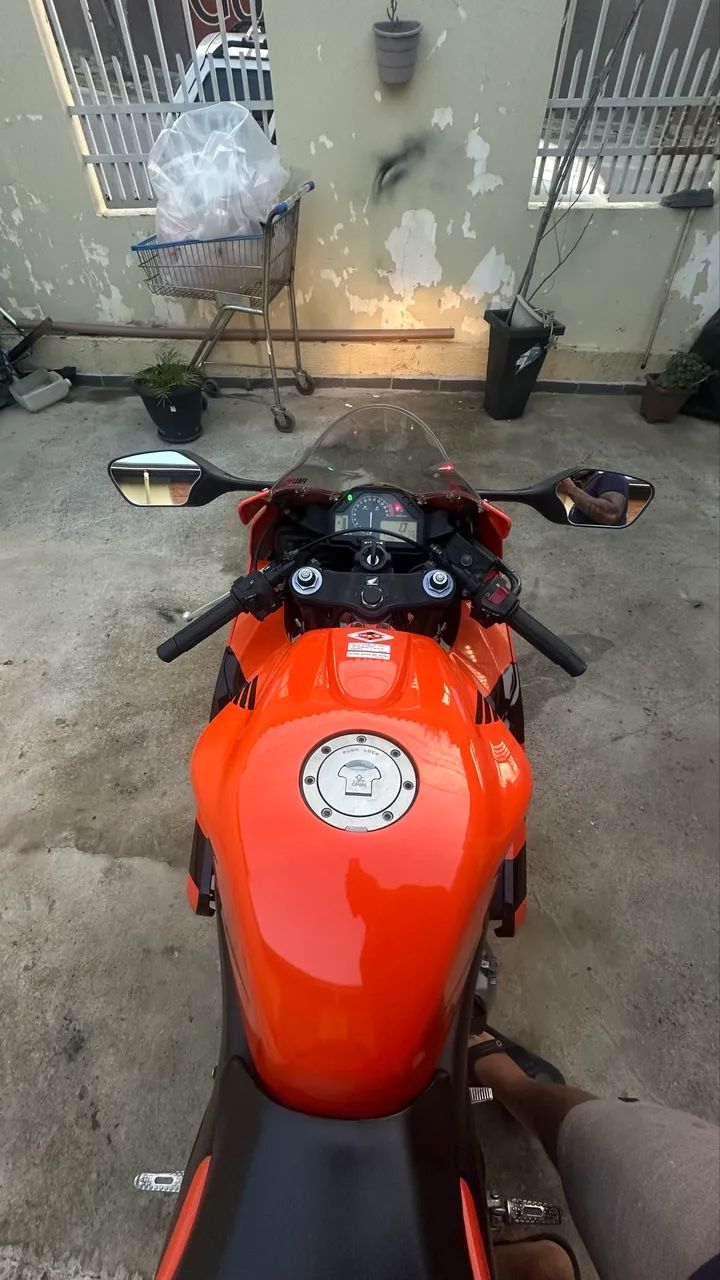 CBR 600 RR - Foto 5