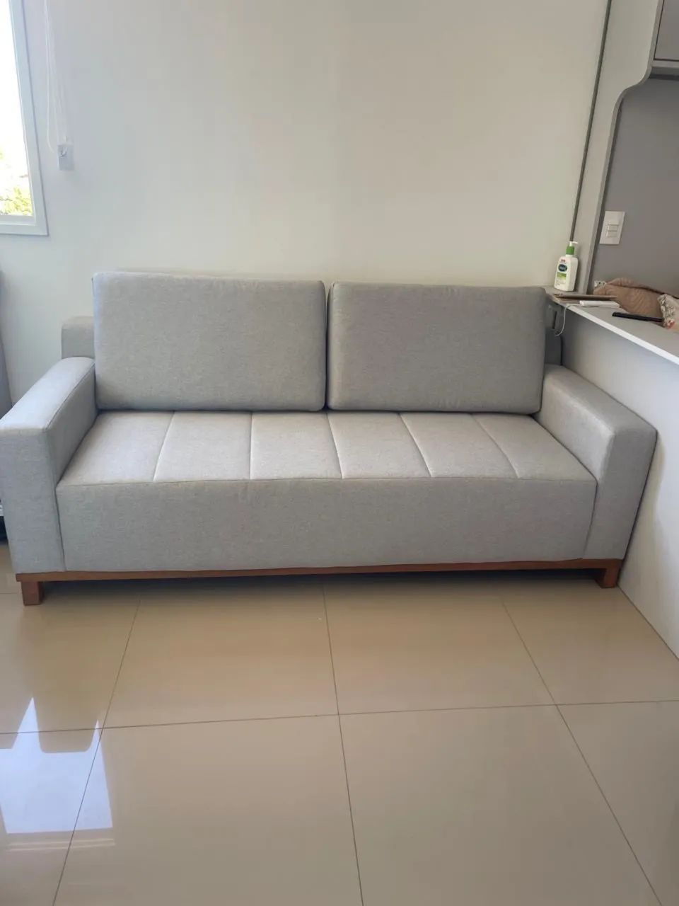 Sofa Living 2 metros em Linho Cinza claro