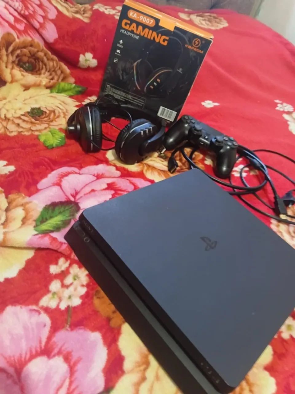 Playstation slim 4