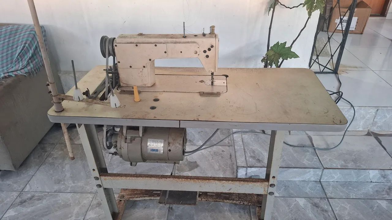 Máquina de Costura Reta Industrial  - Foto 3