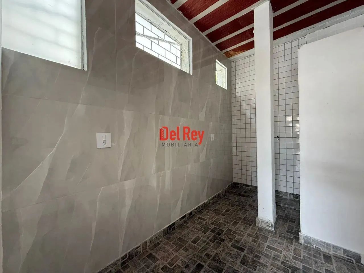 LOJA COMERCIAL COM BANHEIRO -BAIRRO CAIÇARAS - Foto 3