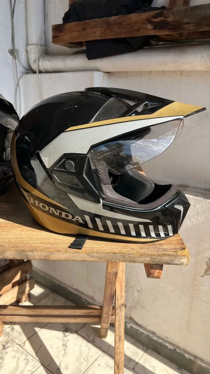 Vendo capacete!
