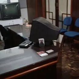 ALUGO SALAS COMERCIAIS NO CENTRO - Edifício Executive Center - Foto 2
