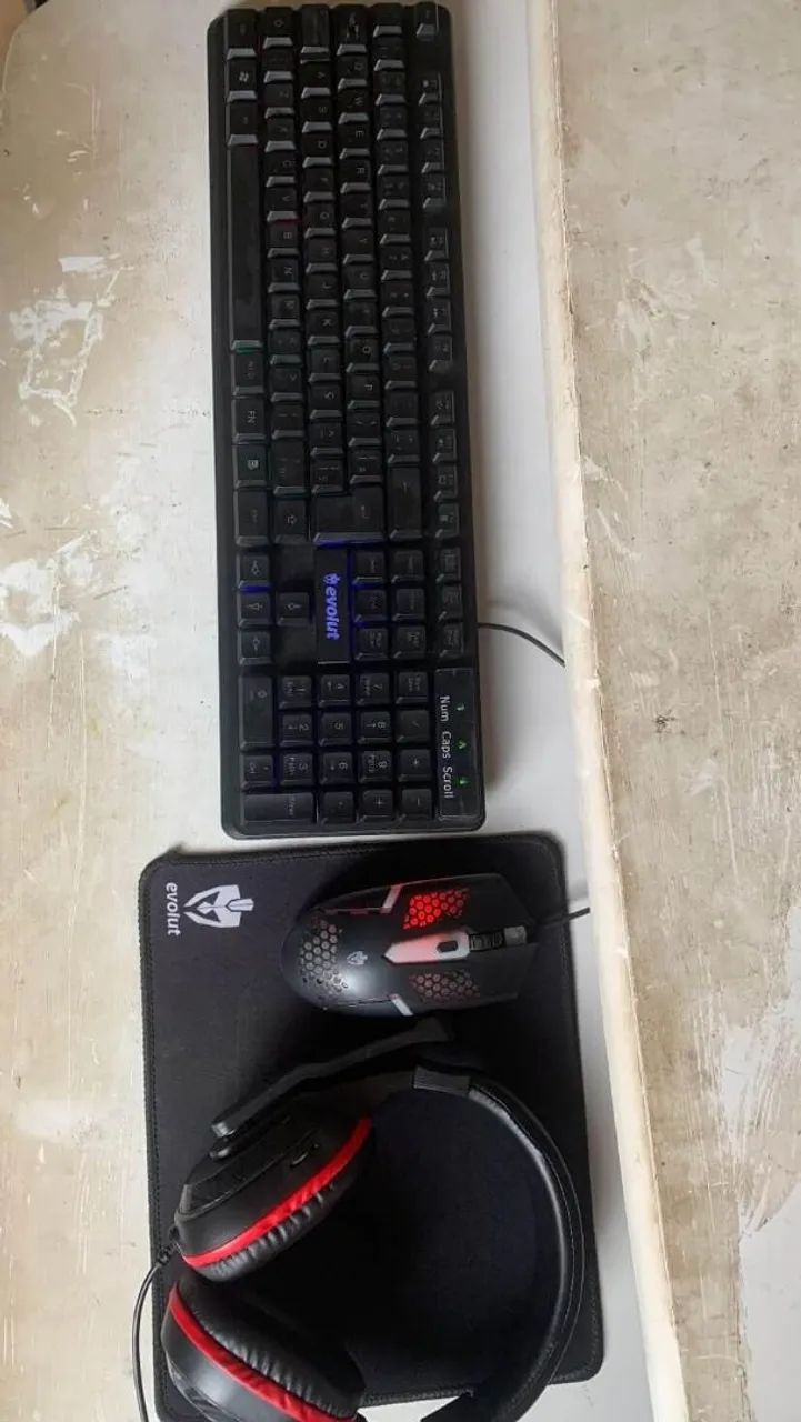 Kit gamer Evolut preto completo 