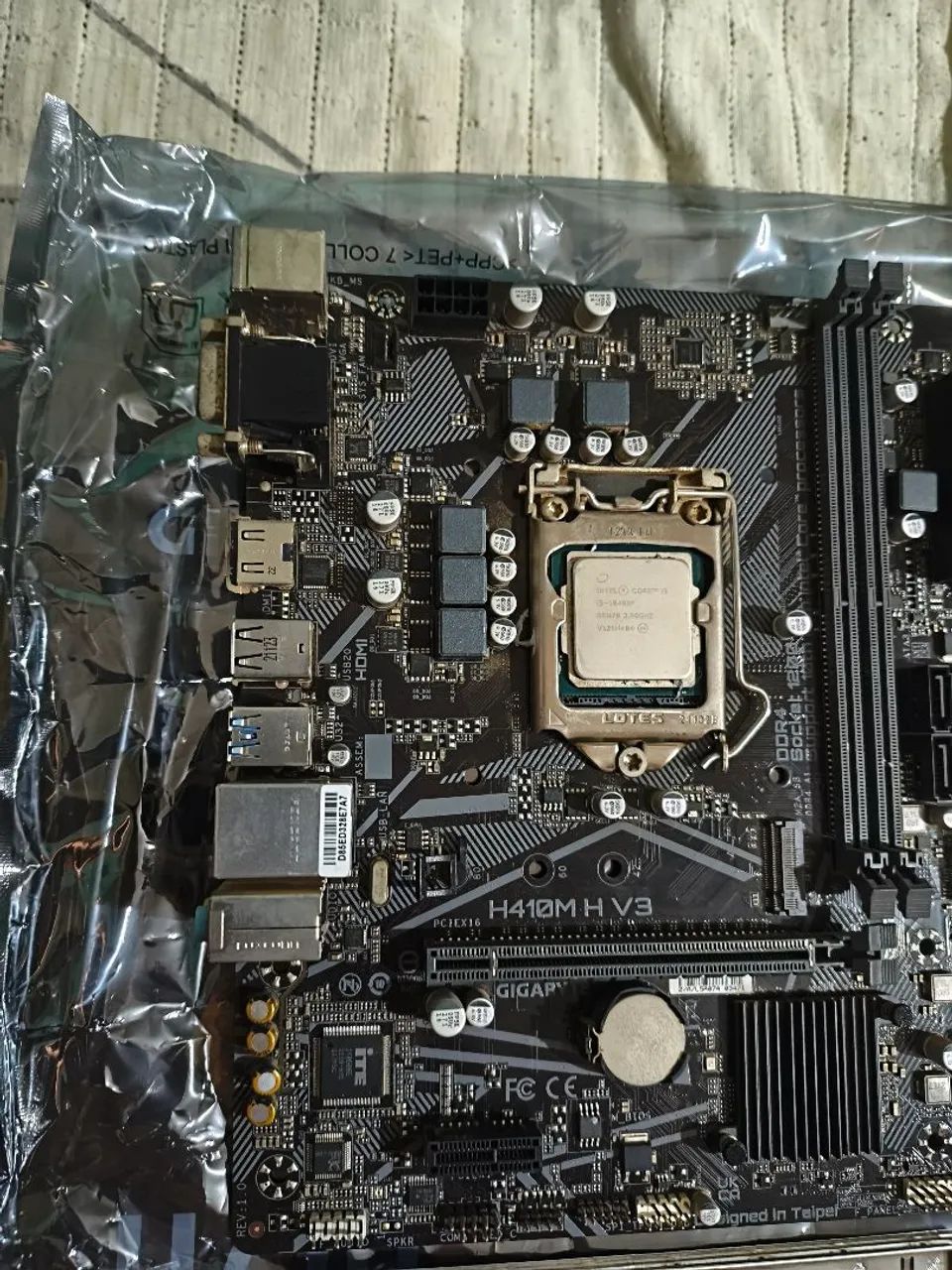 Kit processador 10400f mais placa mãe  - Foto 2
