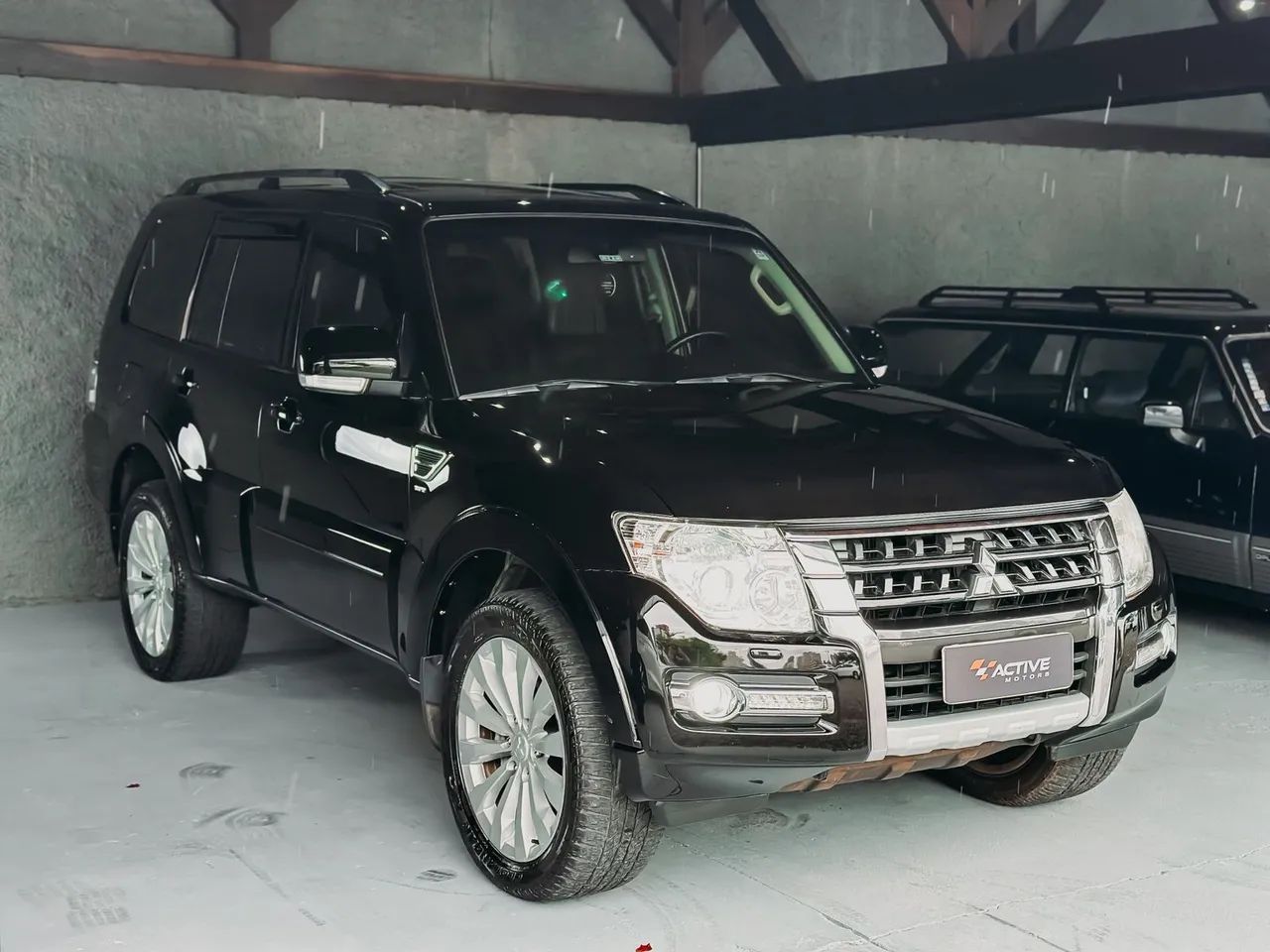 Mitsubishi Pajero 2017
