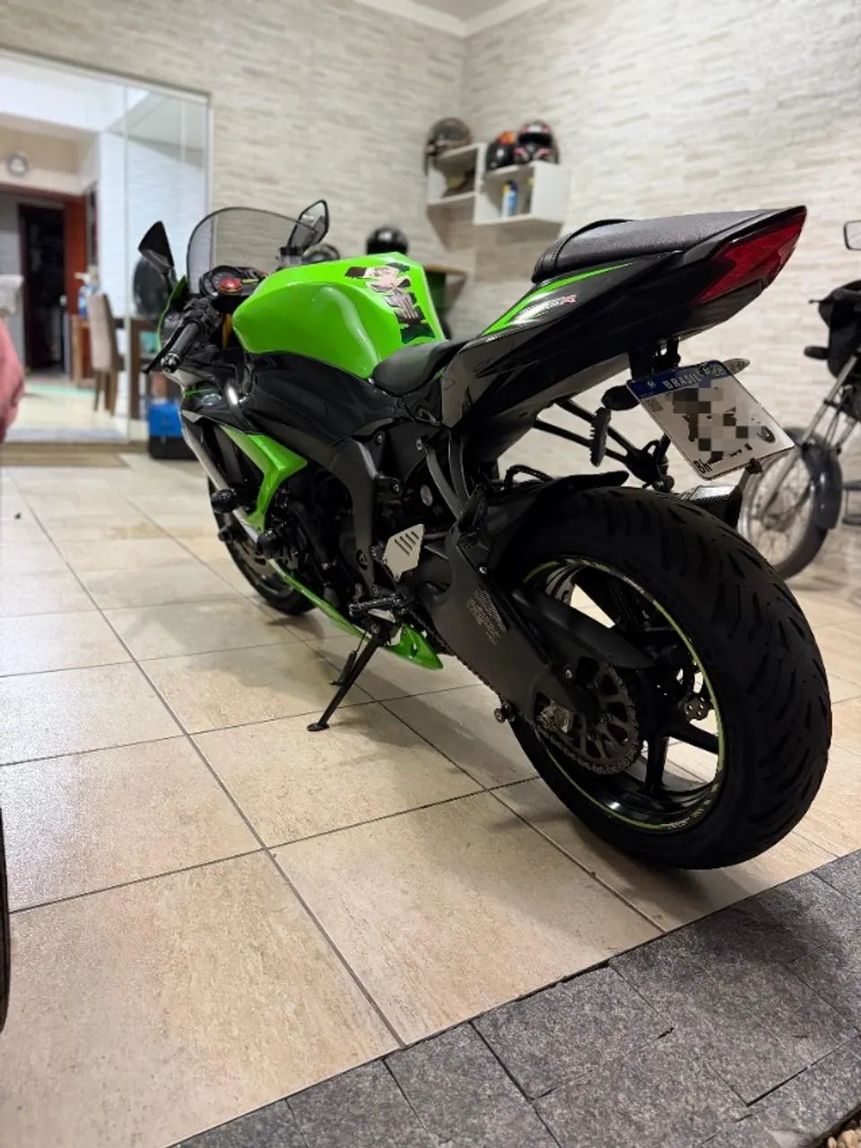 Kawasaki Zx-6r 636cc 2013 - 1481183863 | OLX