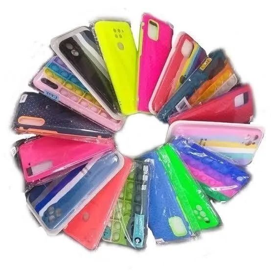      Compartilhar:  0 Kit 50 Capas Para iPhone 5 6, 6s , 7, 8 , X, 12 mini - Atacado -