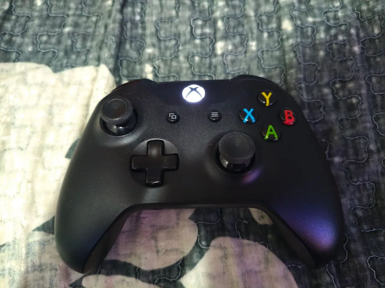 Xbox one X 1tb - Foto 2