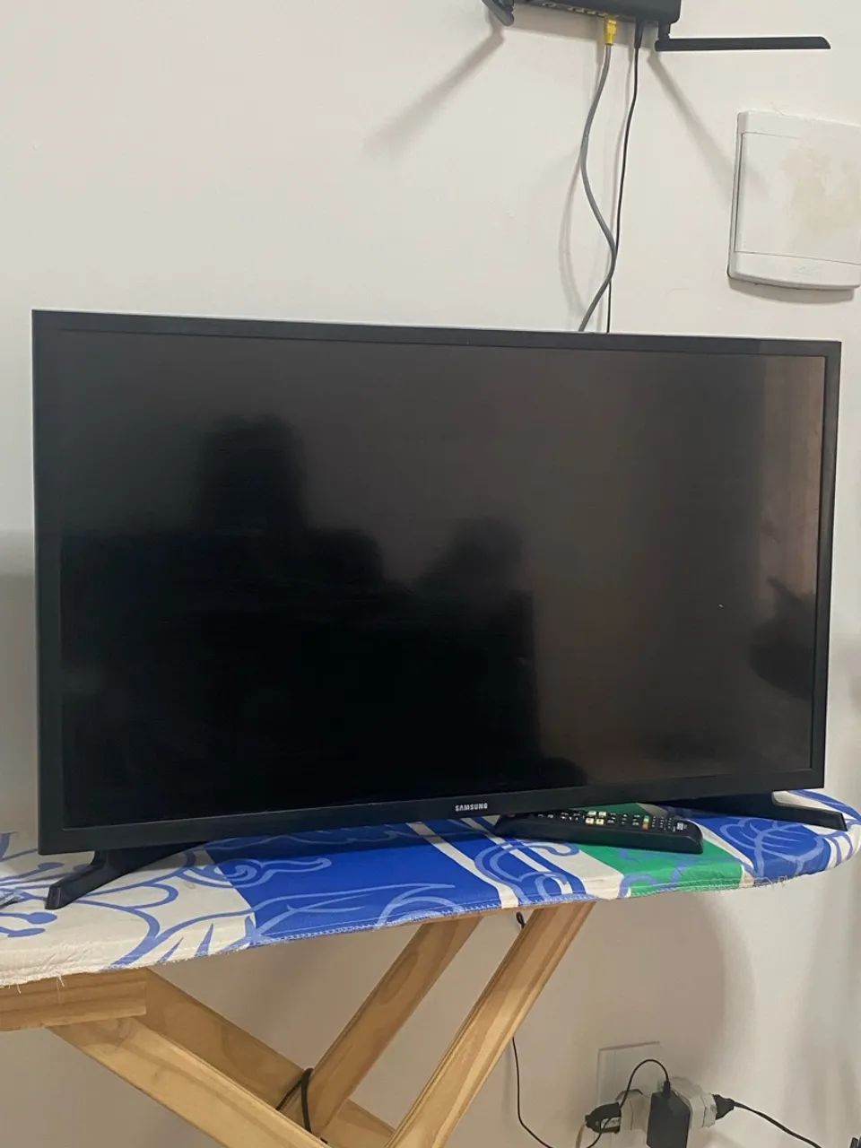 Tv 32 polegadas Samsung/ com defeito 