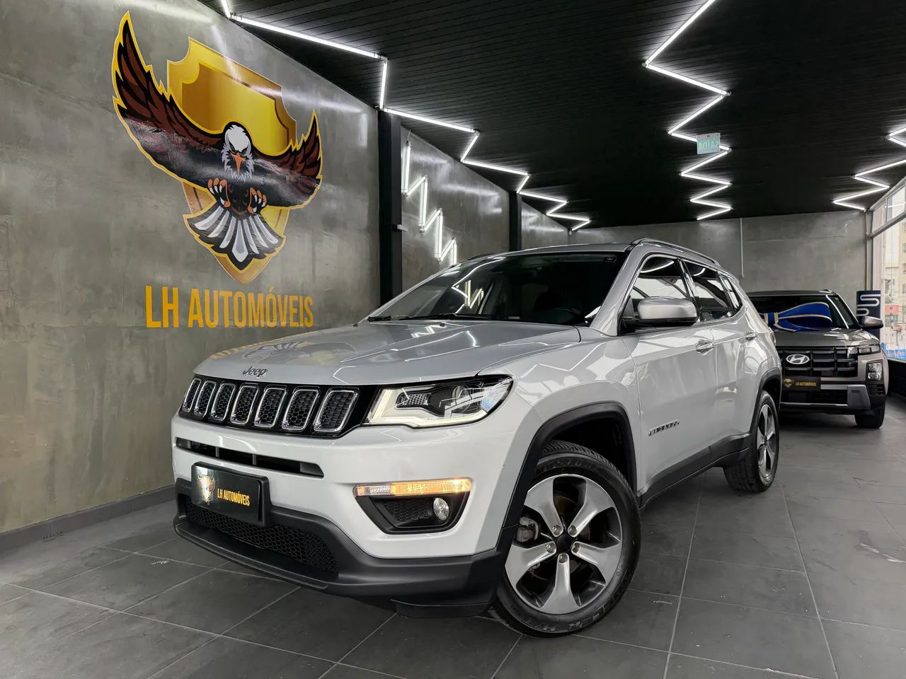 Jeep Compass Longitude 2.0 4X2 Flex 16V Aut. 2018 - Foto 4
