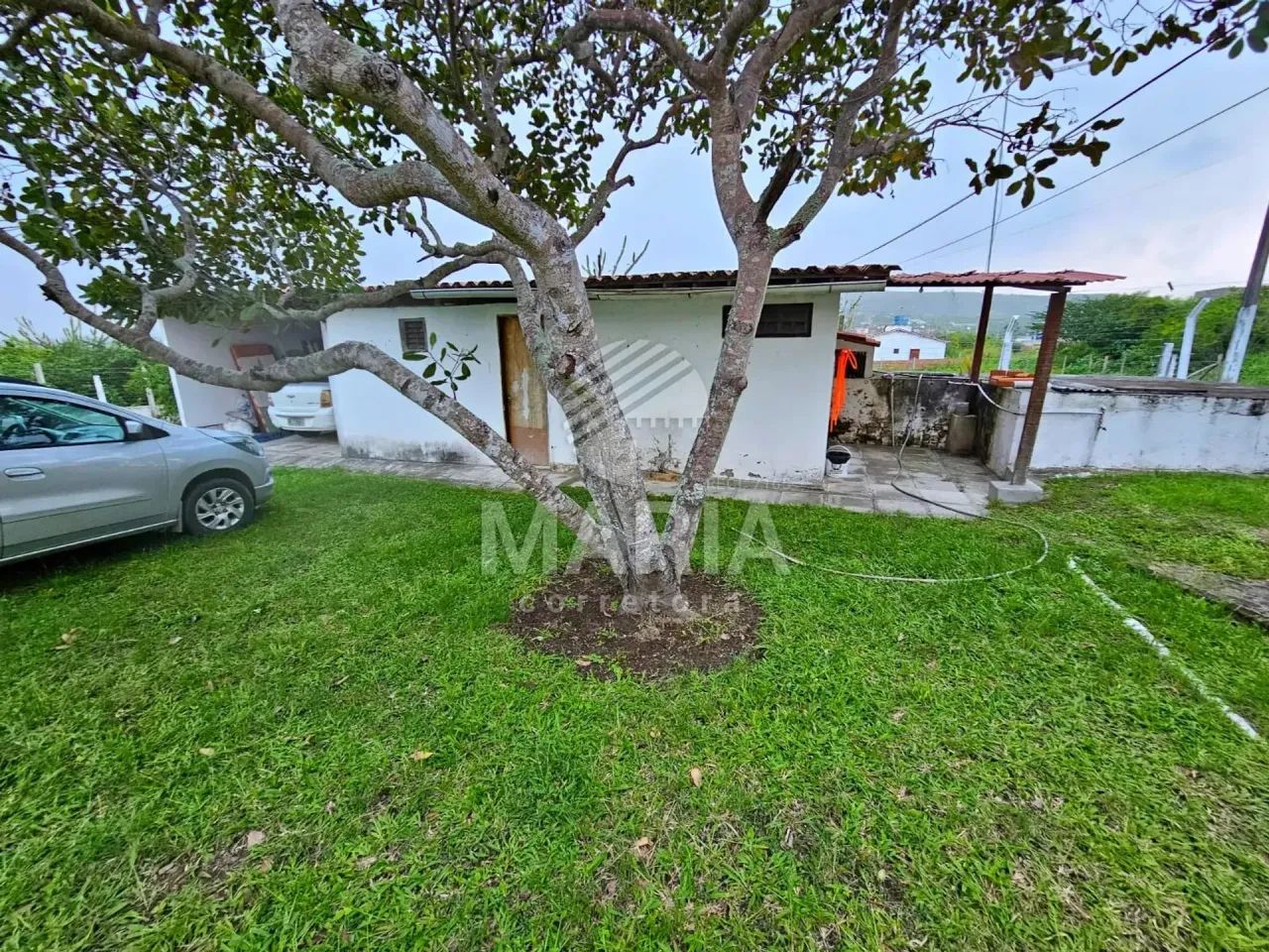 Chácara com amplo jardim com 06 quartos à venda em Sairé/PE! - Foto 14