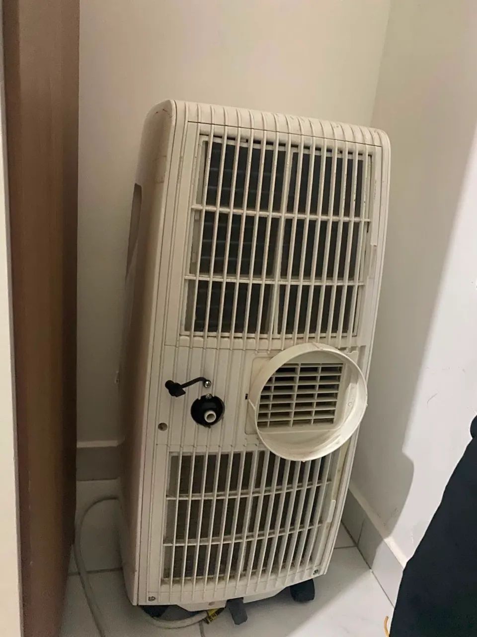 Ar-condicionado portátil Comfee