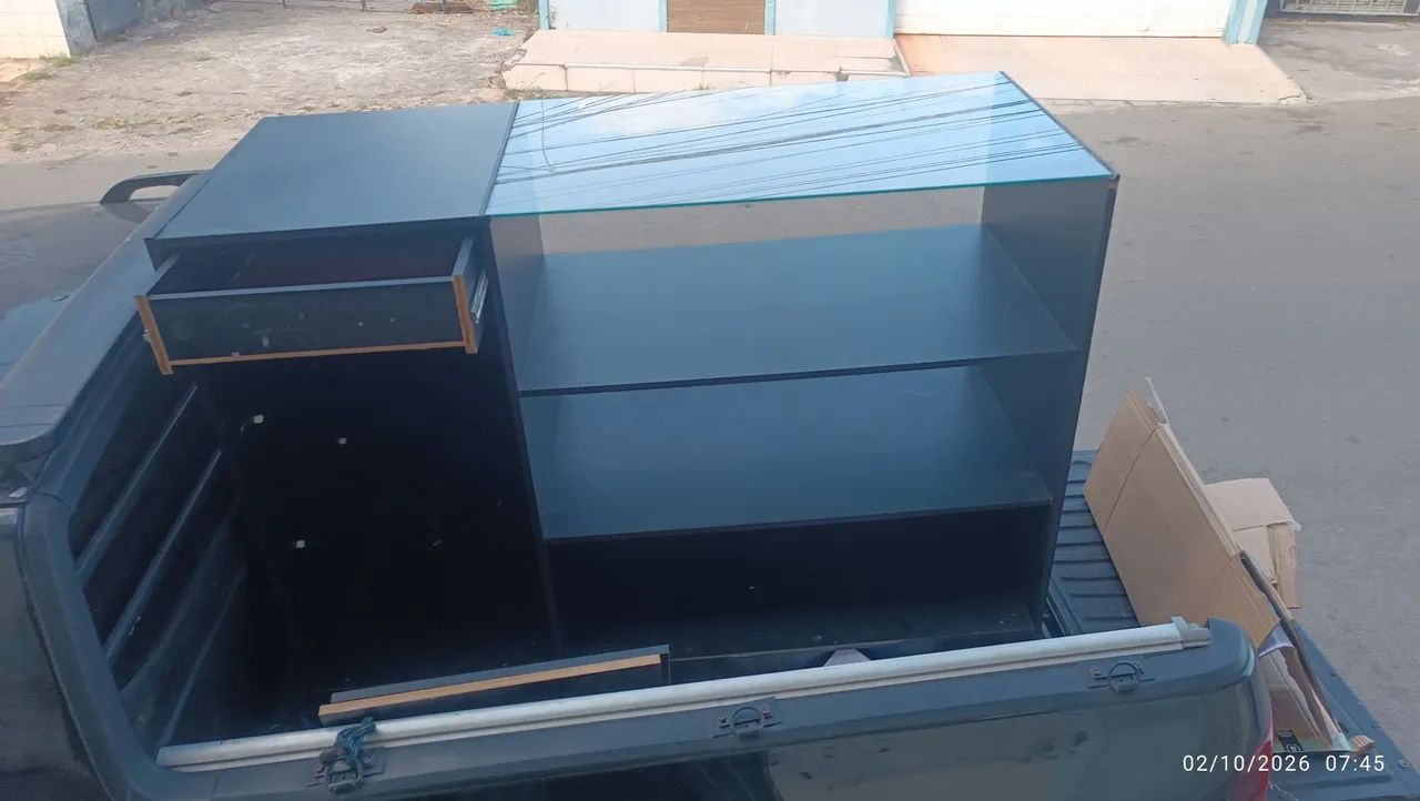 BALCÃO DE LOJA GRANDE COM VITRINE ? ÓTIMA OPORTUNIDADE!