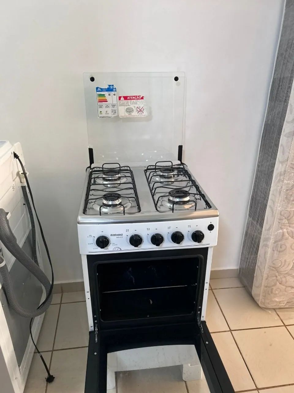 4-Burner Stove