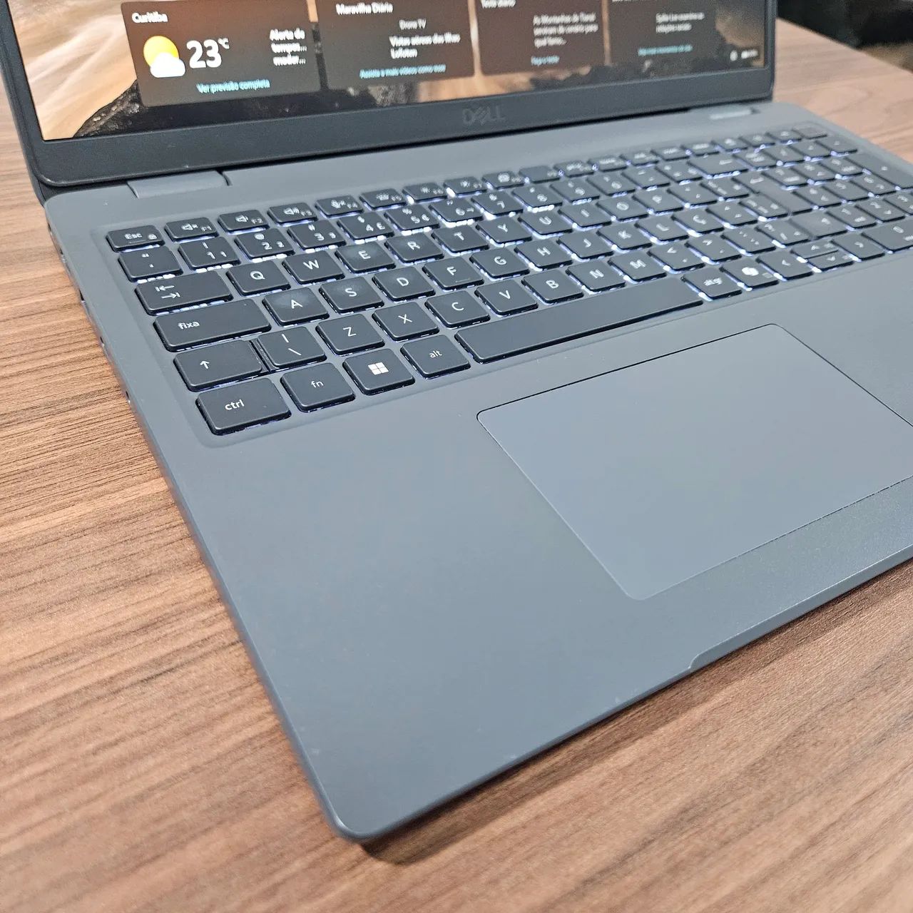 Dell Latitude 3550 Intel i5-1345U 16GB DDR5 512GB Tela 15,6 FHD