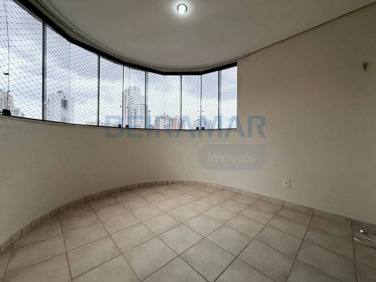 Apartamento de 2 quartos, com varanda e 1 vaga no Edifício Cooperbrapa I - Águas Claras - Foto 5