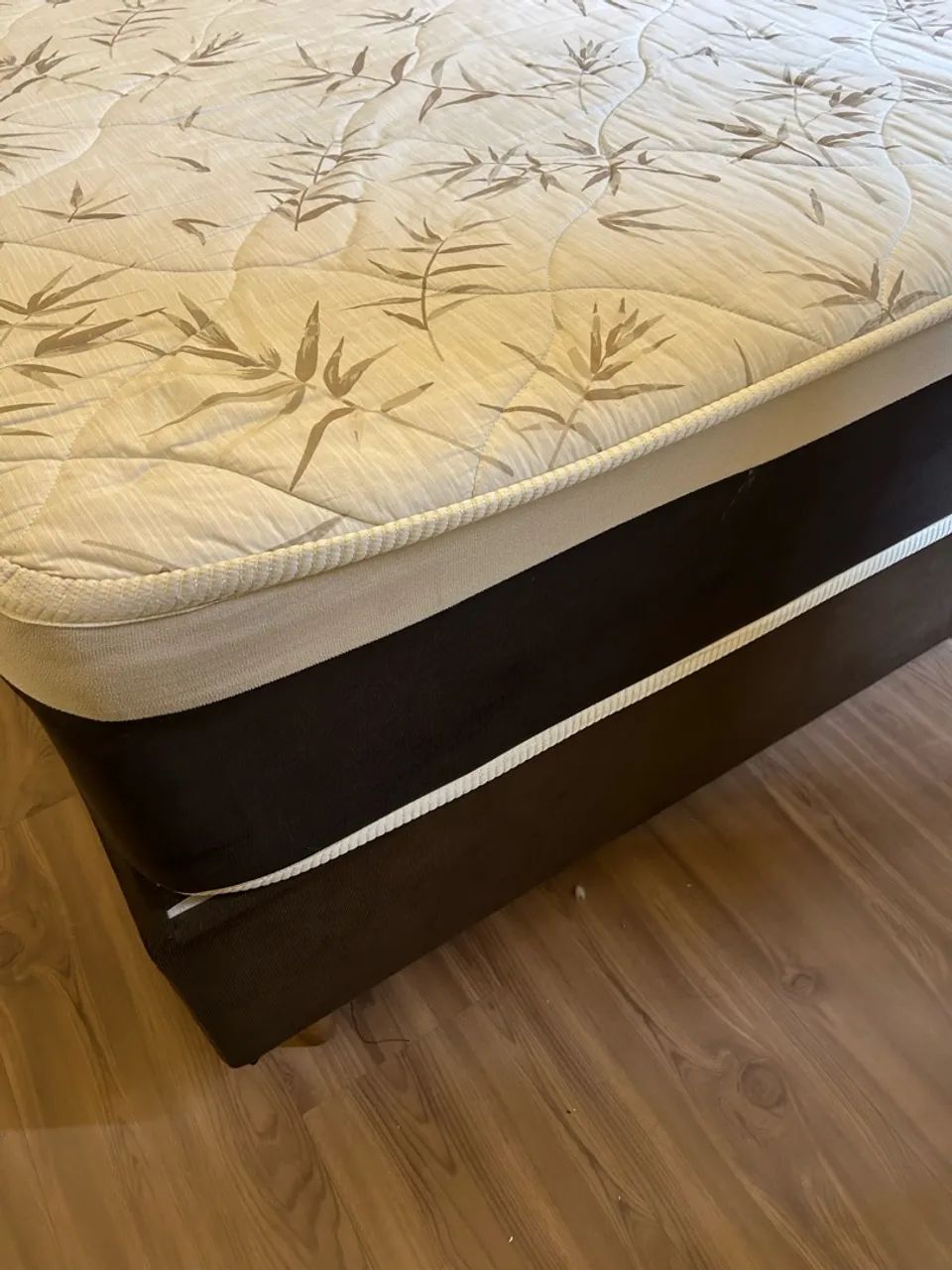 Cama queen size Castor  - Foto 4