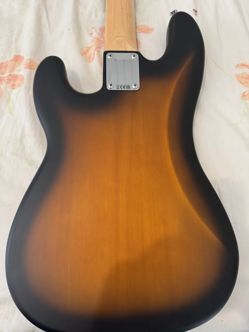 Baixo Squier Debut PRECISION 4C - Foto 4