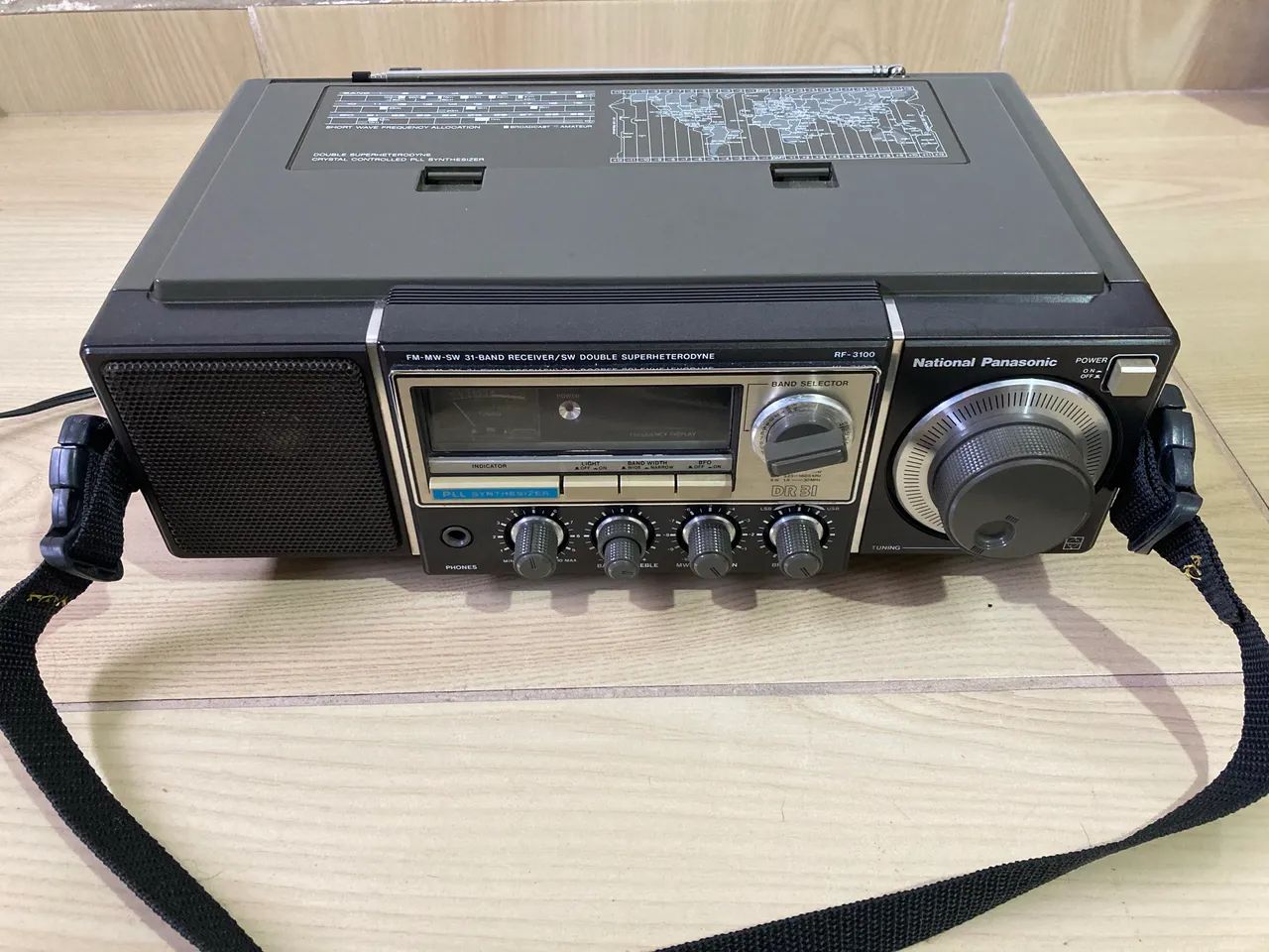 Rádio Panasonic RF-3100 B