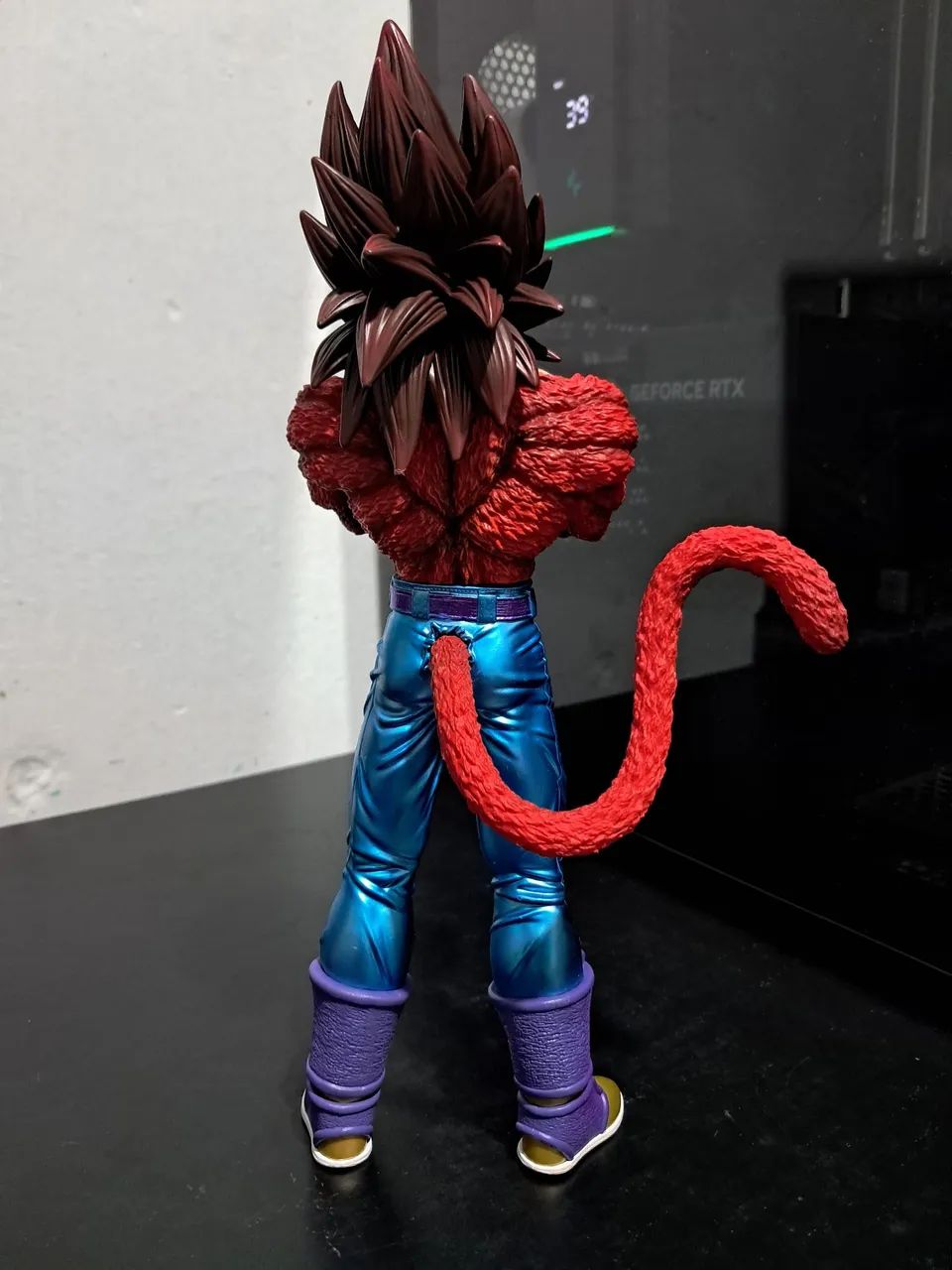 Action Figure Dragon Ball GT - Vegeta SSJ 4 29cm - Foto 4