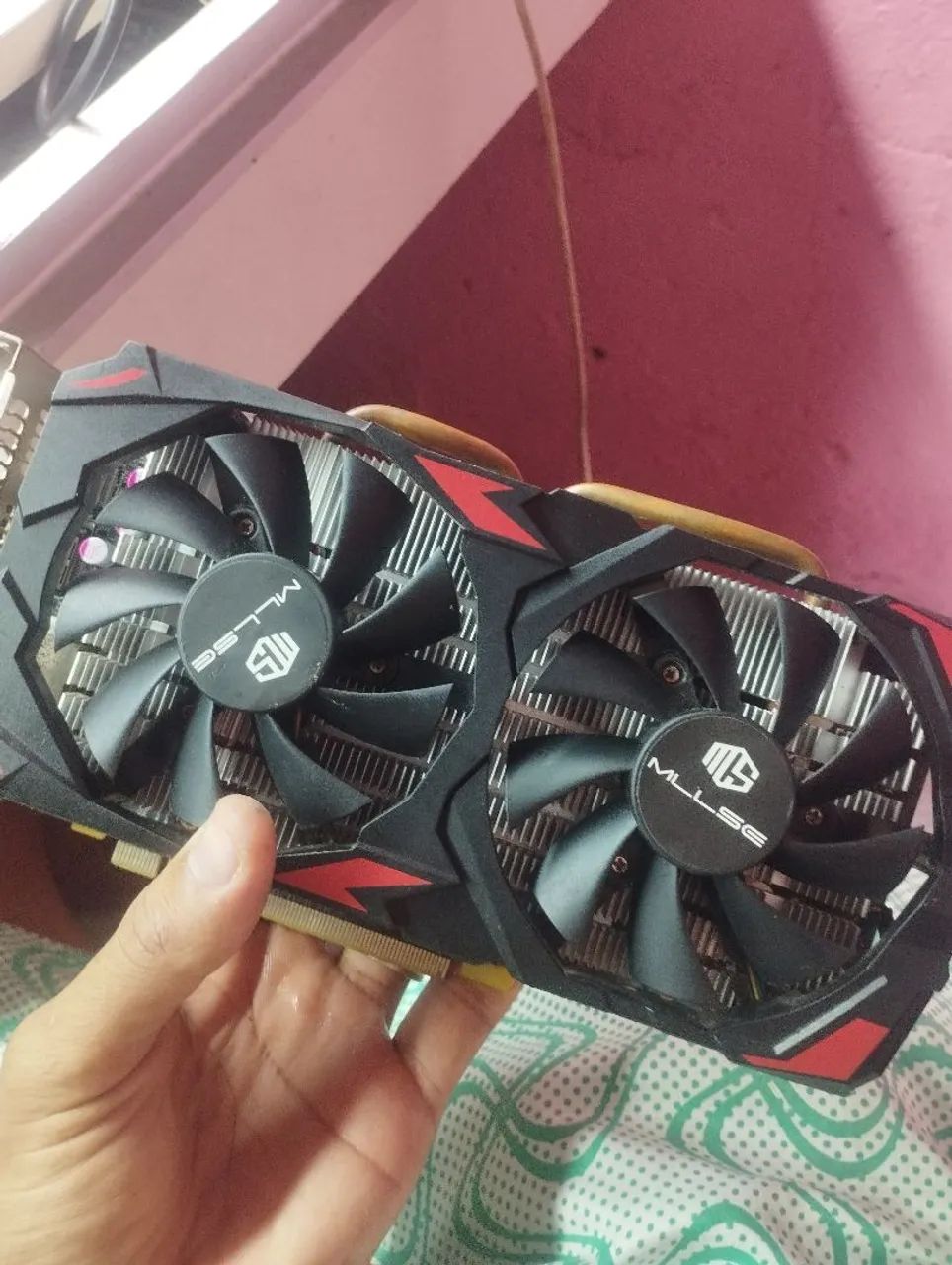 Placa de vídeo rx580 com solda fria 
