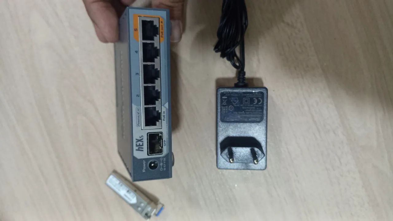 Mikrotik RB760iGS - Foto 4