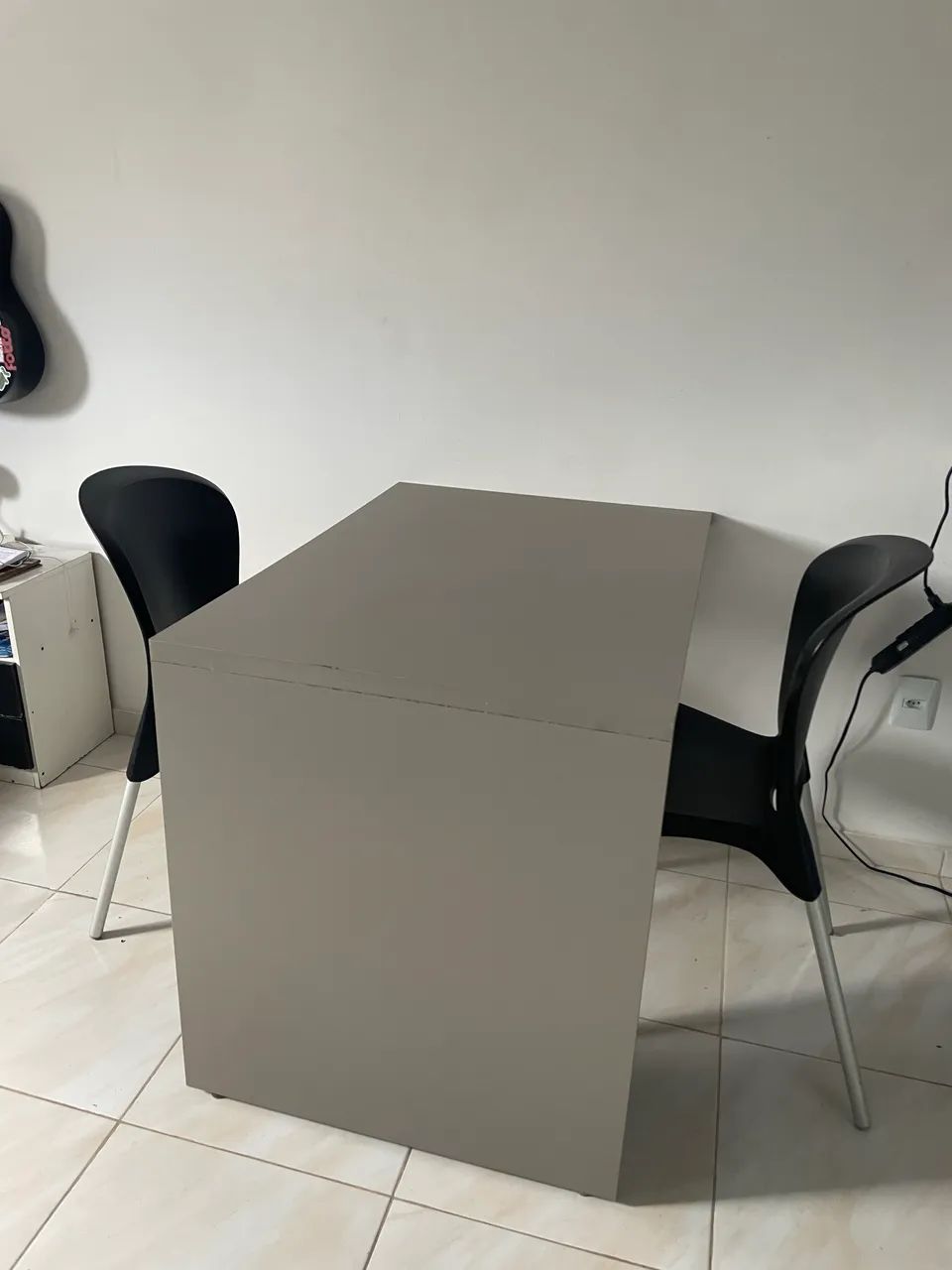 Mesa com 2 Cadeiras Inox 