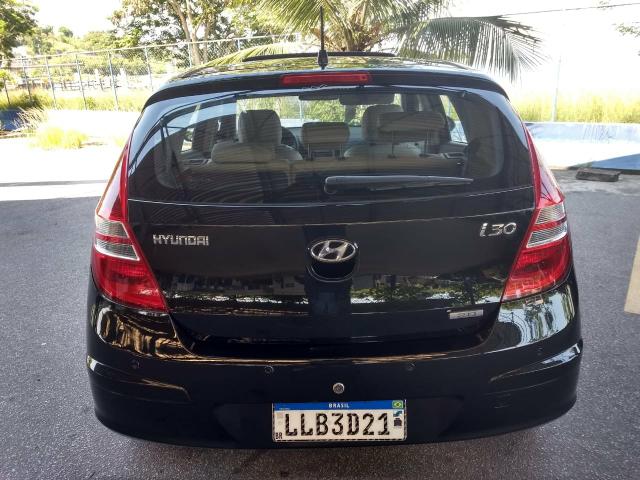 Hyundai i30 2010 automático top com teto - Foto 5