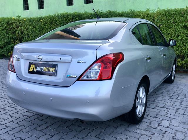 Nissan Versa SL 1.6 2013 EXTRA!! - Foto 3