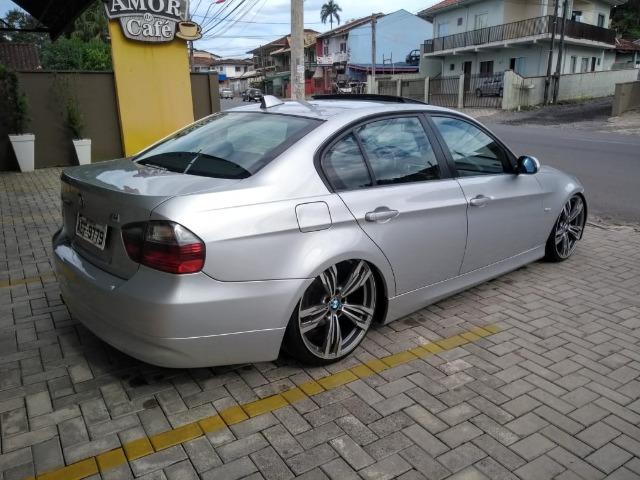 Vendo BMW 320i legalizada - Foto 4