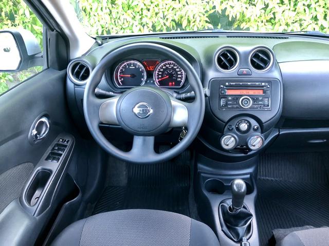 Nissan Versa SL 1.6 2013 EXTRA!! - Foto 6