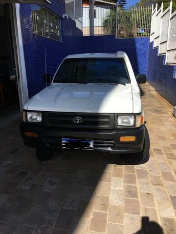 Hilux 2.8 4X4 DLX 2000/2001