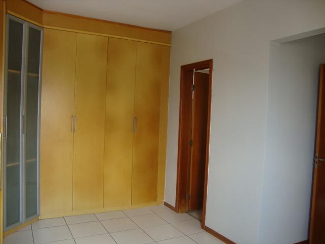 Aluga Excelente Apartamento no Bairro da Pedreira, no Ed. Plaza Athenee - Foto 3