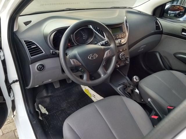 Hyunday HB20s 2014/2015 1.6 Comfort Plus 16V Flex 4P - Foto 9